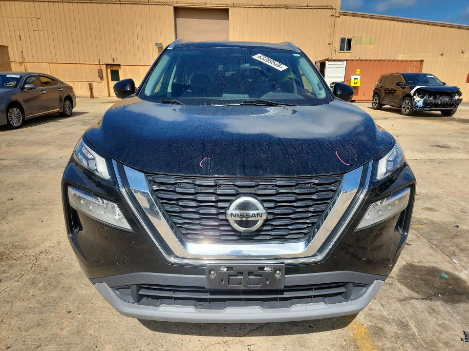 2021 Nissan Rogue მანქანა იყიდება აუქციონზე, vin: 5N1AT3BB2MC725840, აუქციონის ნომერი: 63289526