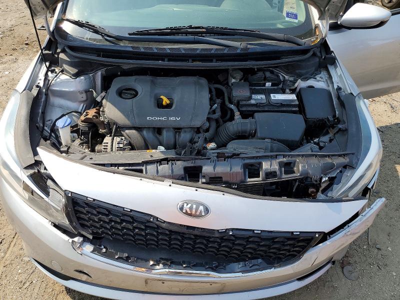 2018 Kia Forte მანქანა იყიდება აუქციონზე, vin: 3KPFL4A76JE247942, აუქციონის ნომერი: 64809316