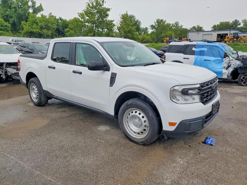 Продаж на аукціоні авто 2024 Ford Maverick, vin: 3FTTW8A37RRB37260, номер лоту: 63666566
