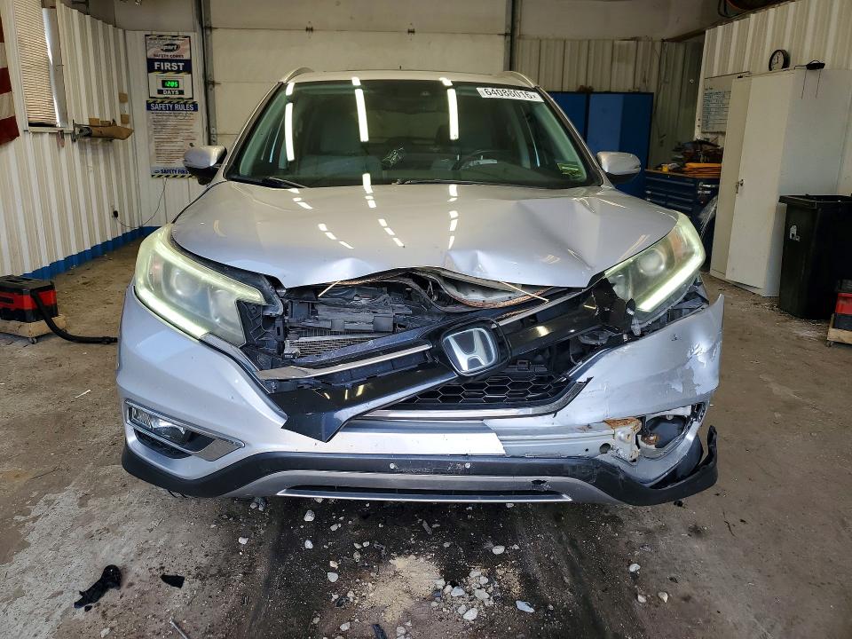 64088016 :رقم المزاد ، 5J6RM4H95FL132811 vin ، 2015 Honda Cr-v مزاد بيع
