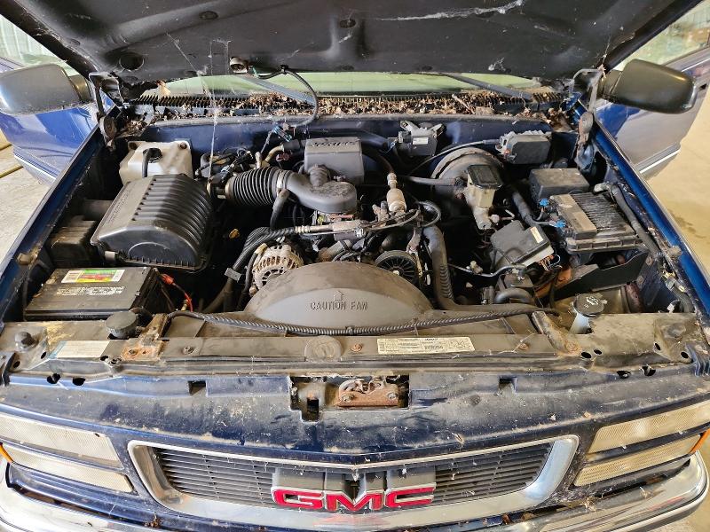 65597246 :رقم المزاد ، 3GKFK16RXXG551482 vin ، 1999 Gmc Suburban مزاد بيع