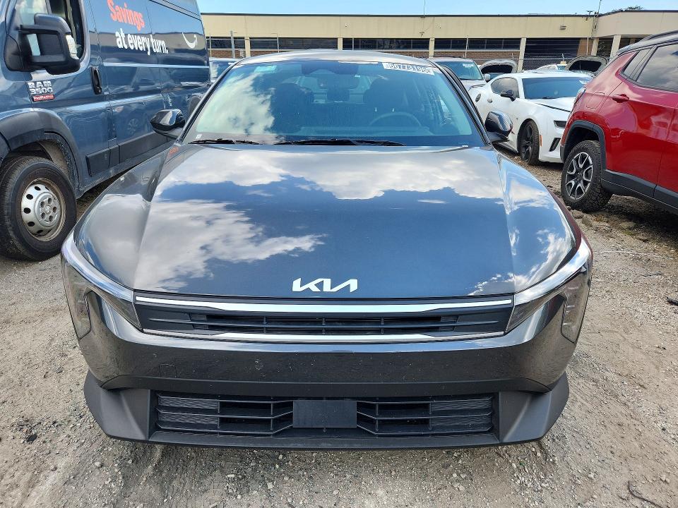 66773196 :رقم المزاد ، 3KPFT4DE6TE334611 vin ، 2026 Kia K4 مزاد بيع