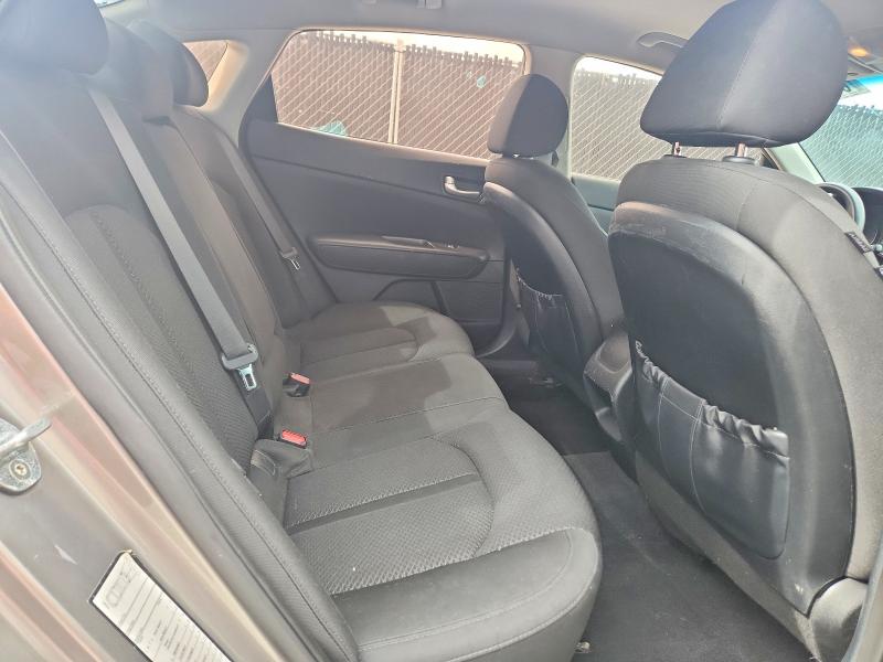 Продажа на аукционе авто 2016 Kia Optima, vin: 5XXGT4L33GG060639, номер лота: 64414176
