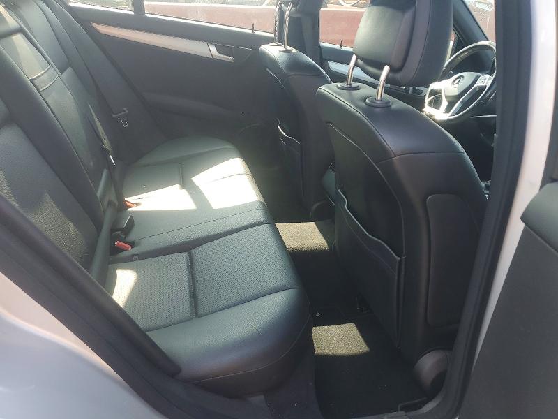 2014 Mercedes-benz C მანქანა იყიდება აუქციონზე, vin: WDDGF8AB7EA924292, აუქციონის ნომერი: 66065716