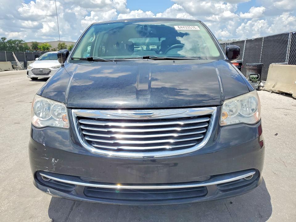Auction sale of the 2016 Chrysler Town & Country, vin: 2C4RC1BG4GR110774, lot number: 64433516