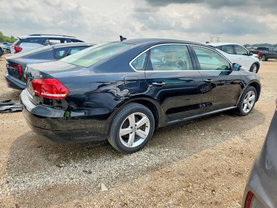 2014 Volkswagen Passat მანქანა იყიდება აუქციონზე, vin: 1VWBS7A36EC110512, აუქციონის ნომერი: 63723116
