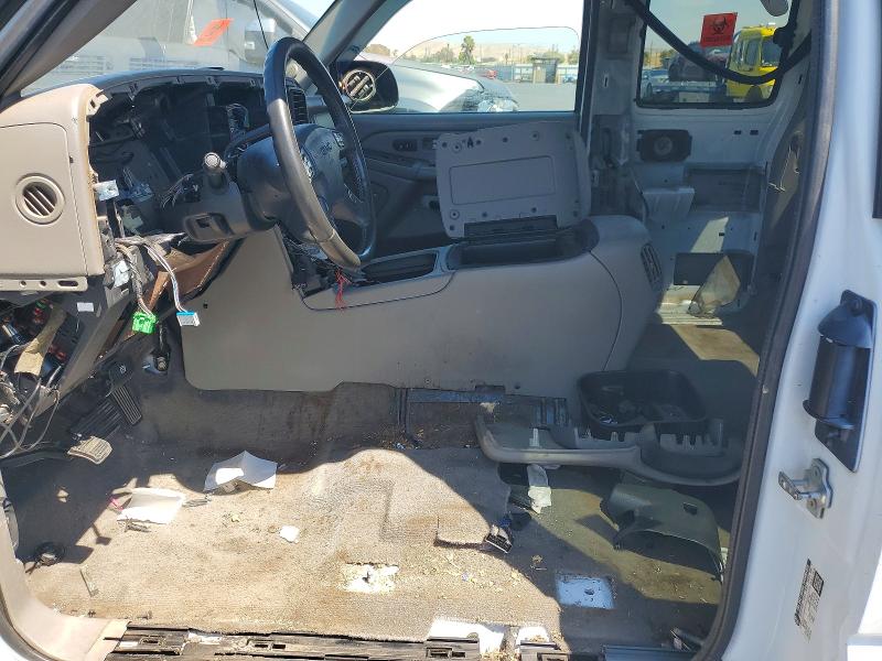 Продажа на аукционе авто 2004 Gmc New Sierra, vin: 2GTEC19T141376264, номер лота: 65040236