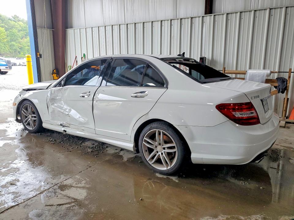 Продаж на аукціоні авто 2014 Mercedes-benz C, vin: WDDGF8AB1ER315779, номер лоту: 64205476