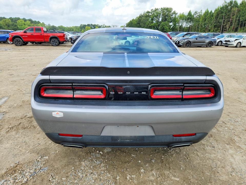 Auction sale of the 2017 Dodge Challenger, vin: 2C3CDZAG9HH636624, lot number: 64703586