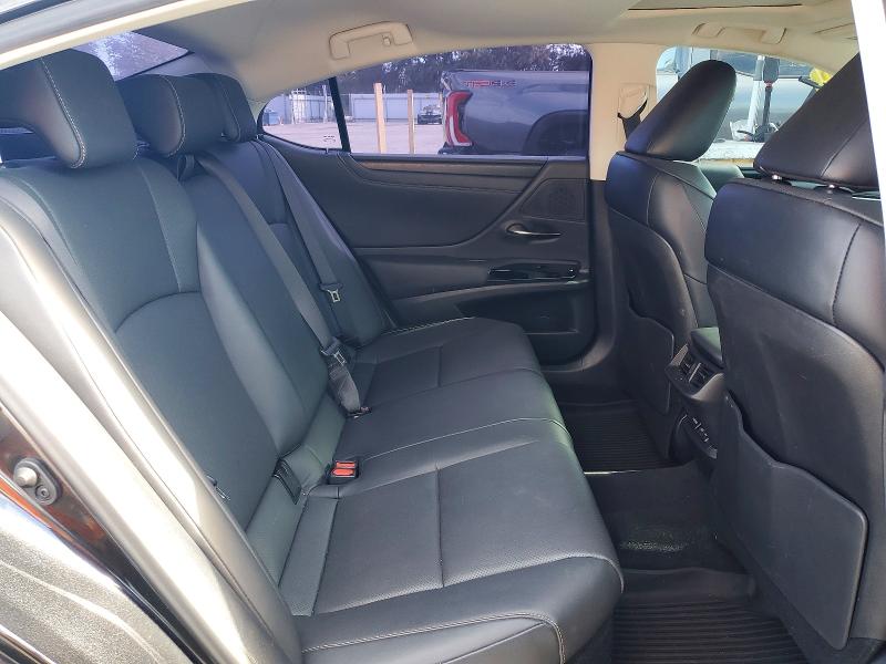 64328546 :رقم المزاد ، 58ADA1C18RU054309 vin ، 2024 Lexus Es 300h مزاد بيع