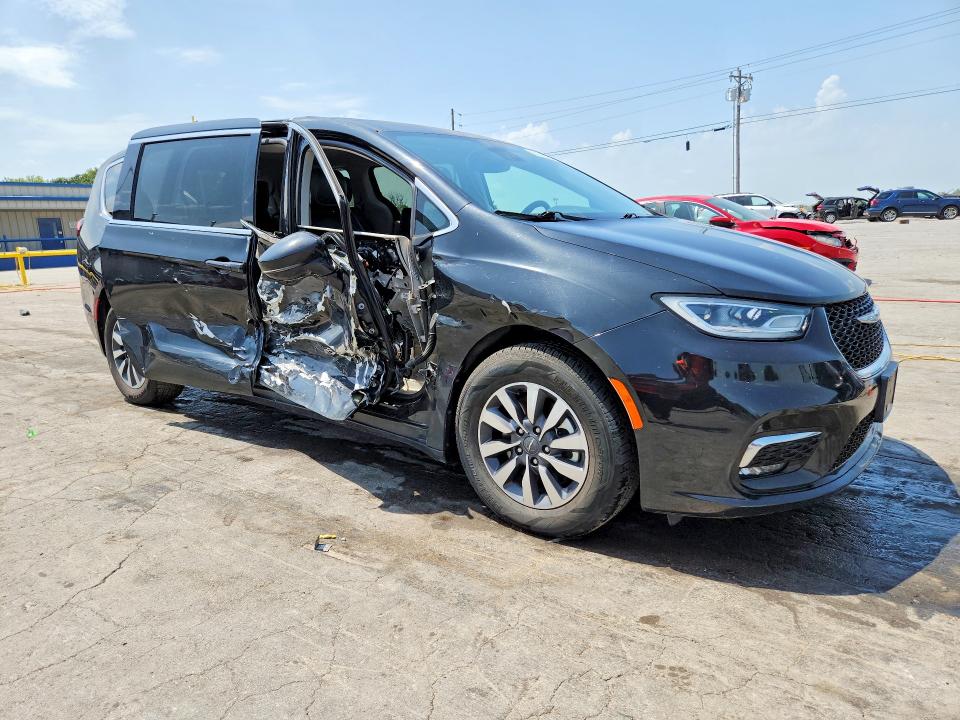 Продажа на аукционе авто 2022 Chrysler Pacifica, vin: 2C4RC1L72NR139508, номер лота: 64318556