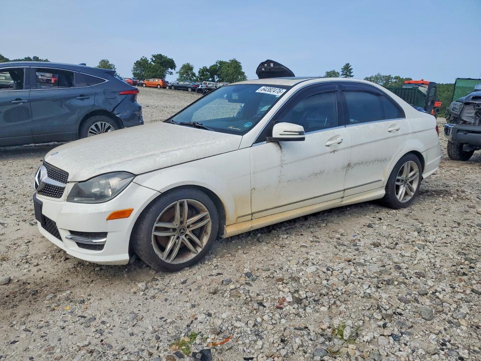Продажа на аукционе авто 2013 Mercedes-benz C, vin: WDDGF8AB9DR293349, номер лота: 64382476