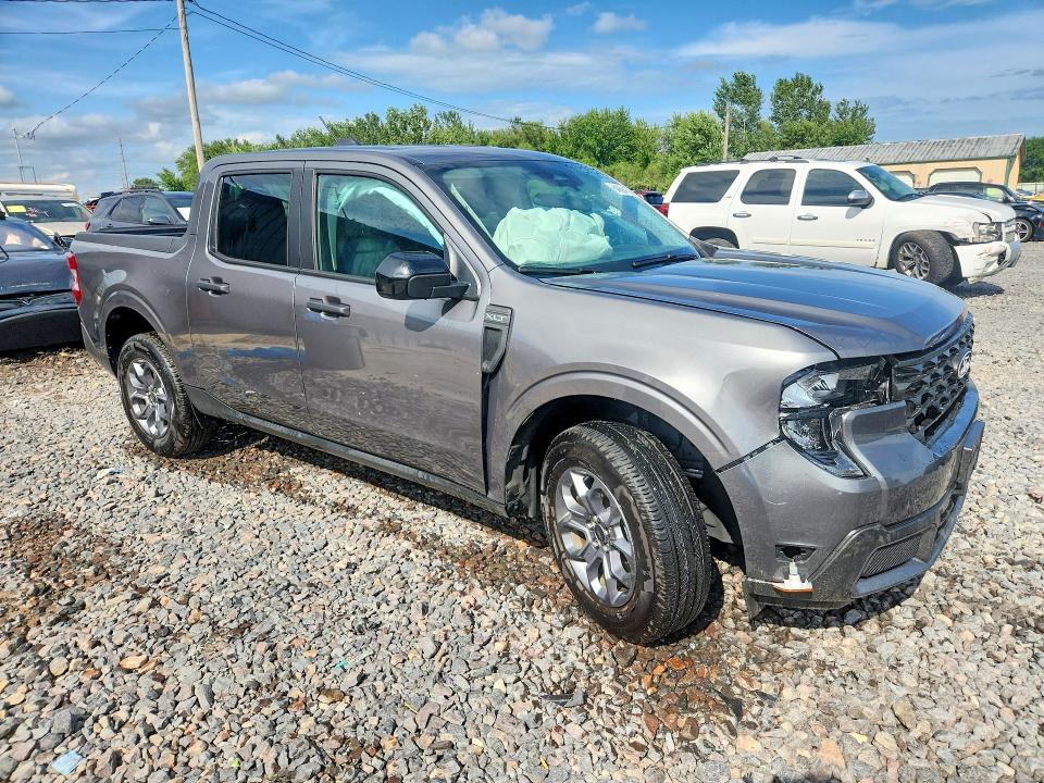 64069416 :رقم المزاد ، 3FTTW8J31SRB44582 vin ، 2025 Ford Maverick مزاد بيع