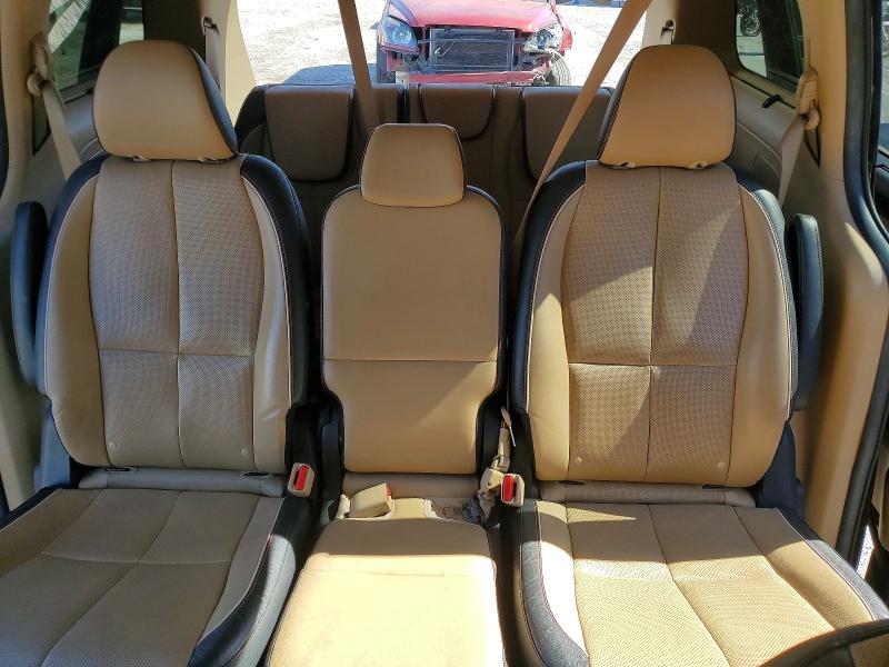 Продажа на аукционе авто 2017 Kia Sedona, vin: KNDMB5C1XH6321033, номер лота: 63869166