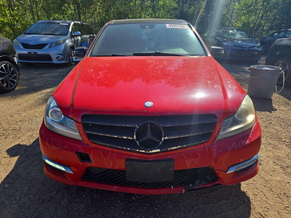 65937236 :رقم المزاد ، WDDGF8JB9EA920566 vin ، 2014 Mercedes-benz C مزاد بيع