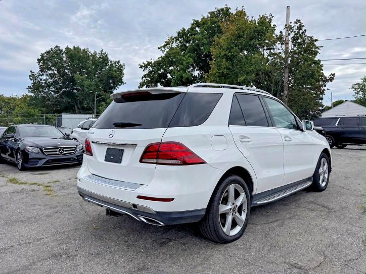 67055696 :رقم المزاد ، 4JGDA5JB2JB052078 vin ، 2018 Mercedes-benz Gle مزاد بيع