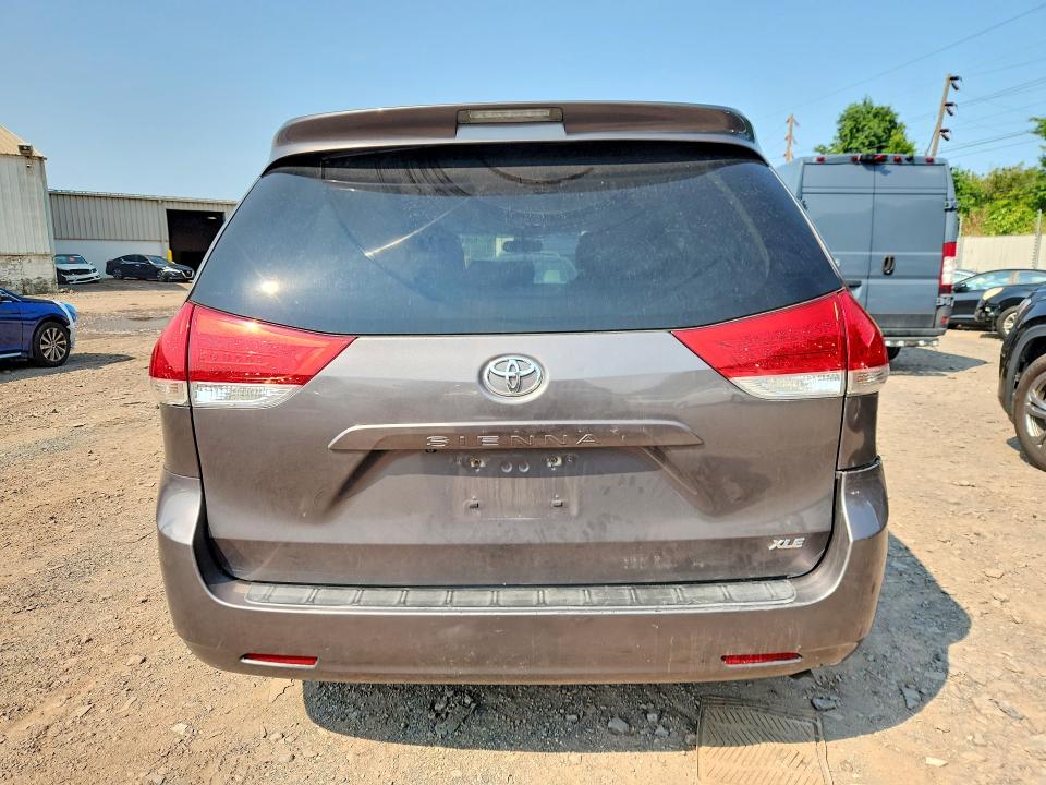 Aukcja sprzedaży 2011 Toyota Sienna, vin: 5TDYK3DC5BS142038, numer aukcji: 63619346