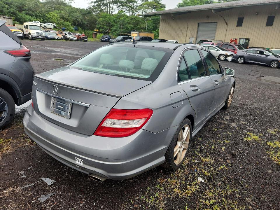 64378036 :رقم المزاد ، WDDGF5EB5AR102031 vin ، 2010 Mercedes-benz C مزاد بيع