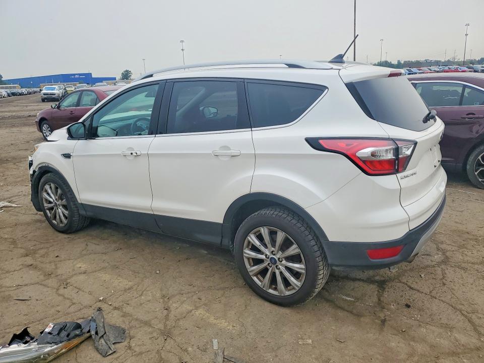 2018 Ford Escape მანქანა იყიდება აუქციონზე, vin: 1FMCU9J97JUA00022, აუქციონის ნომერი: 64608866