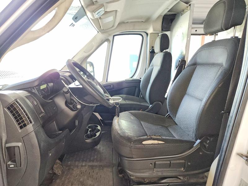 64788436 :رقم المزاد ، 3C6TRVAG2HE551374 vin ، 2017 Ram Promaster 1500 مزاد بيع
