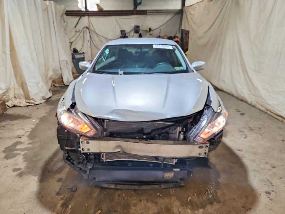 2017 Nissan Altima მანქანა იყიდება აუქციონზე, vin: 1N4AL3AP4HC251290, აუქციონის ნომერი: 66745856