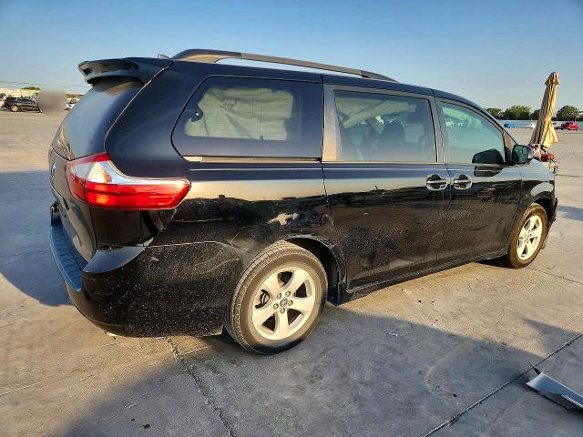 63836436 :رقم المزاد ، 5TDKZ3DC5KS008471 vin ، 2019 Toyota Sienna مزاد بيع