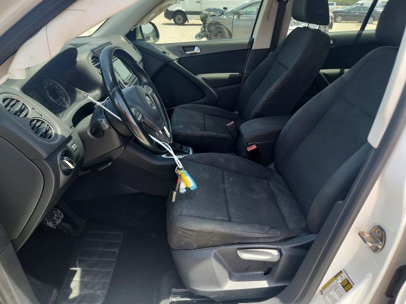 2015 Volkswagen Tiguan მანქანა იყიდება აუქციონზე, vin: WVGAV7AX1FW614549, აუქციონის ნომერი: 65304426