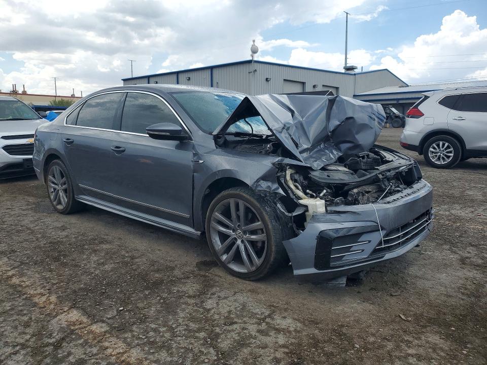 Продажа на аукционе авто 2017 Volkswagen Passat, vin: 1VWDT7A3XHC074480, номер лота: 64767996