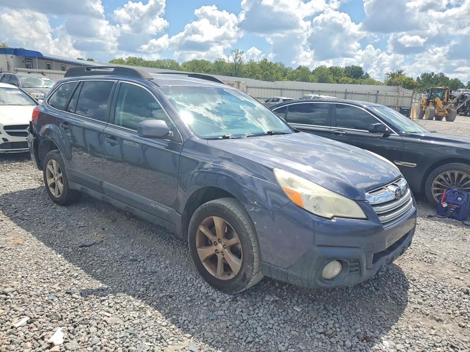 66658856 :رقم المزاد ، 4S4BRBKC6E3240558 vin ، 2014 Subaru Outback مزاد بيع