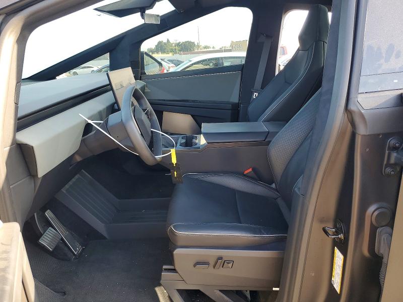 63774936 :رقم المزاد ، 7G2CEHED8RA040263 vin ، 2024 Tesla Cybertruck مزاد بيع