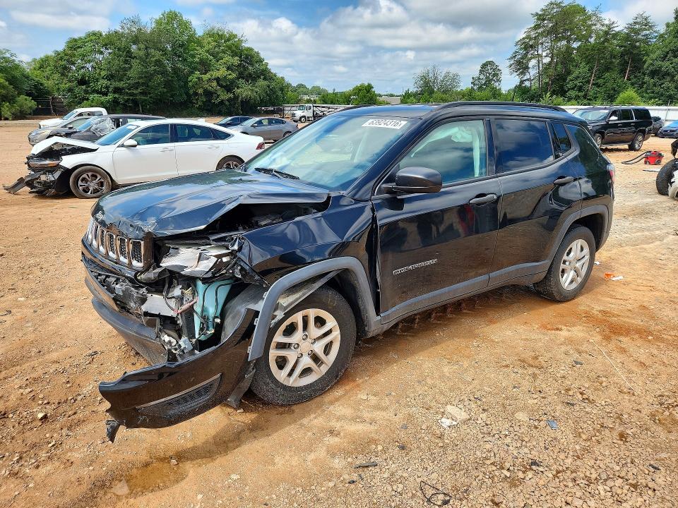 63924316 :رقم المزاد ، 3C4NJCAB2JT181546 vin ، 2018 Jeep Compass مزاد بيع