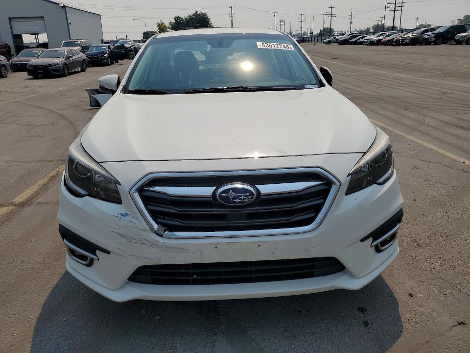2018 Subaru Legacy მანქანა იყიდება აუქციონზე, vin: 4S3BNAF61J3022410, აუქციონის ნომერი: 63612746