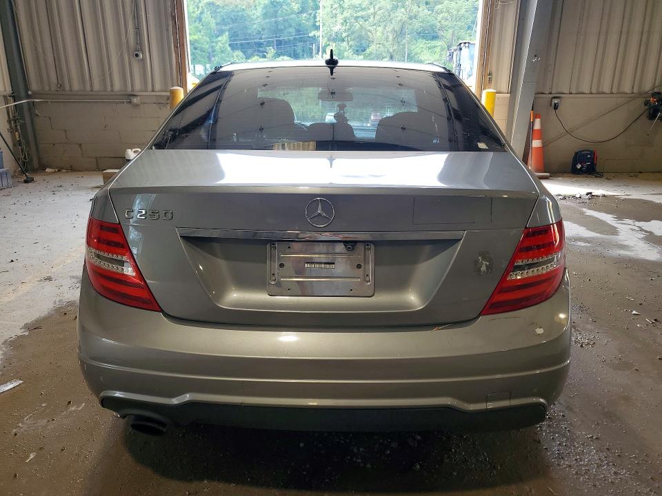 64967466 :رقم المزاد ، WDDGF4HB3CA631937 vin ، 2012 Mercedes-benz C مزاد بيع