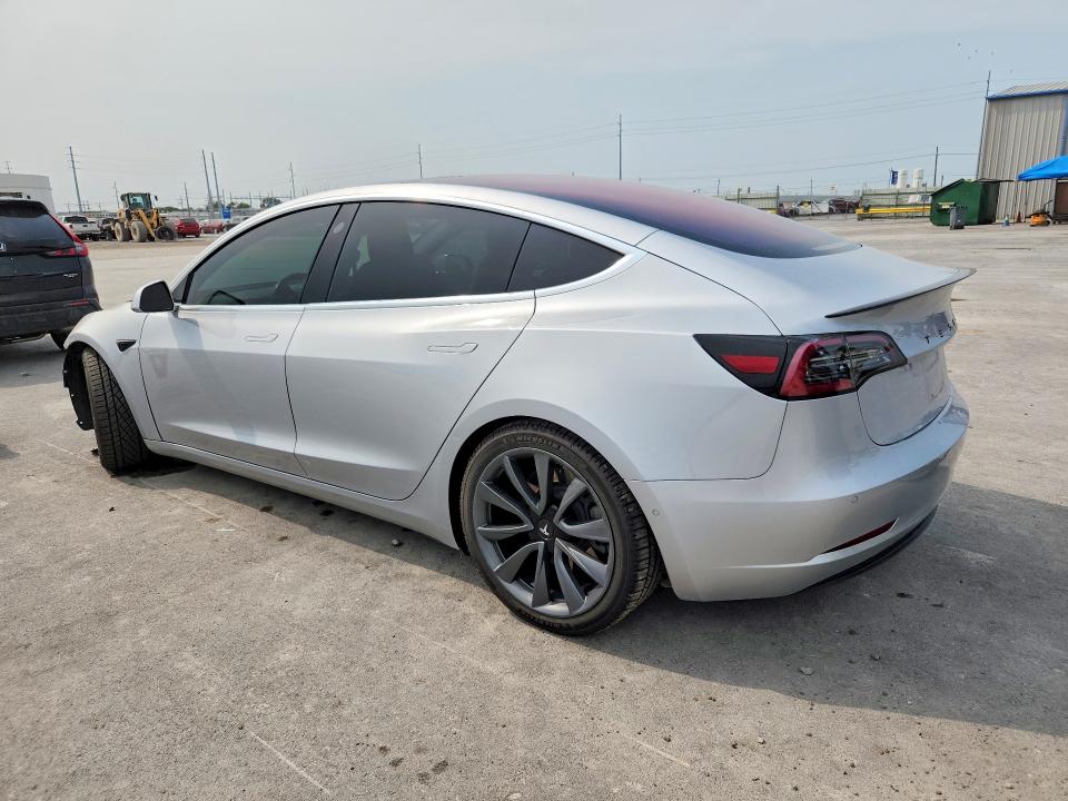 2018 Tesla Model 3 მანქანა იყიდება აუქციონზე, vin: 5YJ3E1EA0JF020175, აუქციონის ნომერი: 64576406