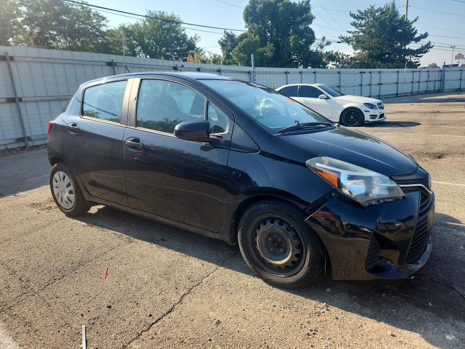 2017 Toyota Yaris მანქანა იყიდება აუქციონზე, vin: VNKKTUD35HA072658, აუქციონის ნომერი: 64062046