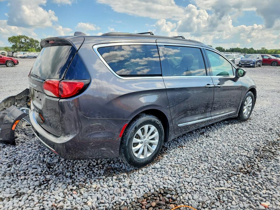 66579246 :رقم المزاد ، 2C4RC1BG9HR511464 vin ، 2017 Chrysler Pacifica مزاد بيع
