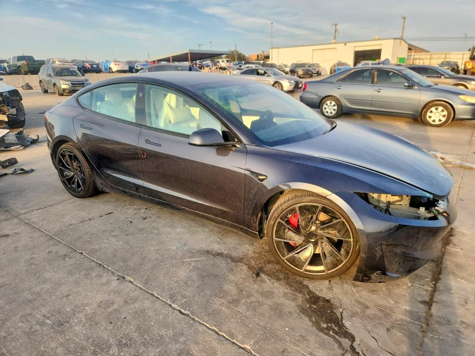 65926646 :رقم المزاد ، 5YJ3E1ETXSF005475 vin ، 2025 Tesla Model 3 مزاد بيع