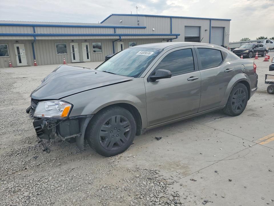 64009536 :رقم المزاد ، 1C3CDZAB0DN582684 vin ، 2013 Dodge Avenger مزاد بيع