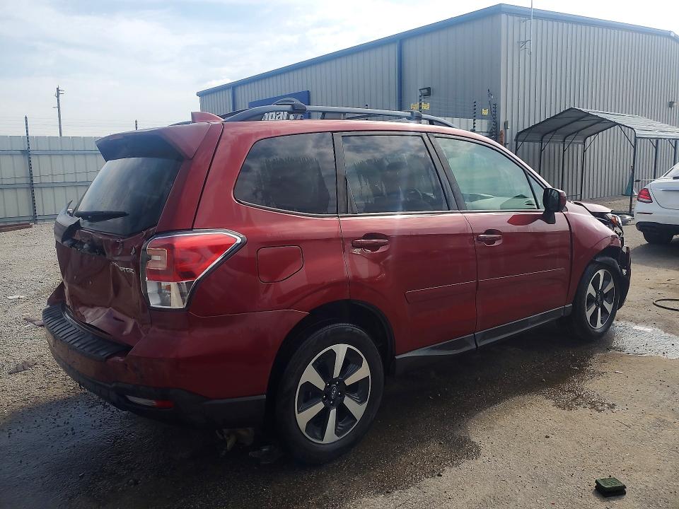 Продаж на аукціоні авто 2018 Subaru Forester, vin: JF2SJAGC4JH573984, номер лоту: 65416856