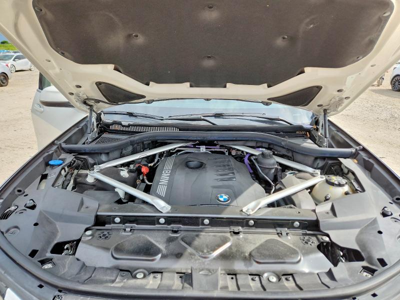 64581066 :رقم المزاد ، 5UX23EM0XR9S36542 vin ، 2024 Bmw X7 مزاد بيع