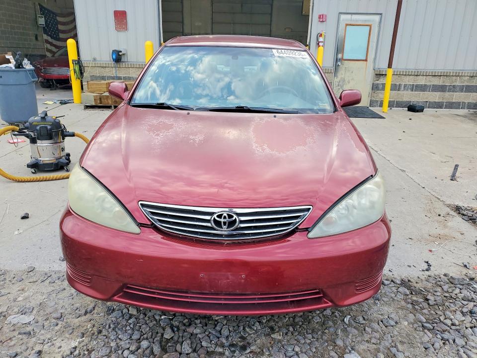 Aukcja sprzedaży 2005 Toyota Camry, vin: 4T1BE32K45U390249, numer aukcji: 64409236