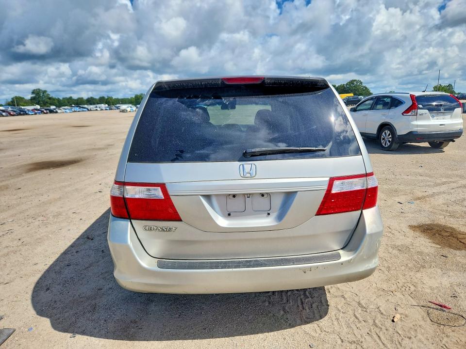 Продажа на аукционе авто 2006 Honda Odyssey, vin: 5FNRL38216B094647, номер лота: 64413846