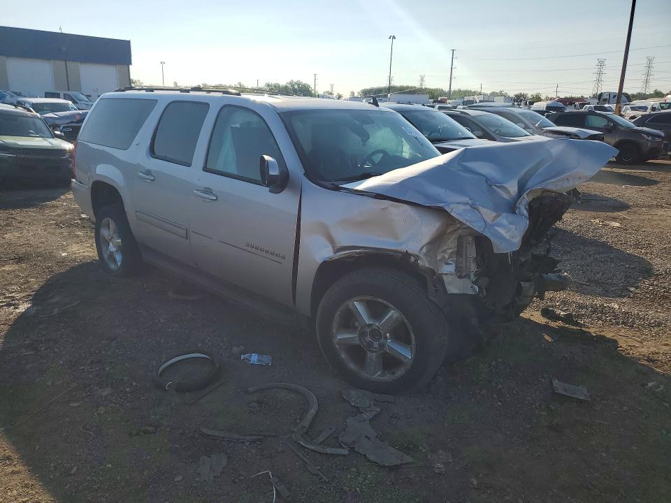 2010 Chevrolet Suburban მანქანა იყიდება აუქციონზე, vin: 1GNUKJE36AR228402, აუქციონის ნომერი: 63414006