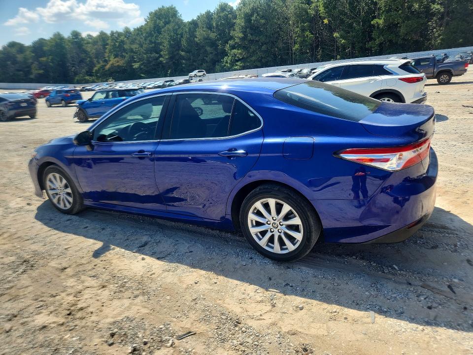 67315666 :رقم المزاد ، JTNB11HK5J3015574 vin ، 2018 Toyota Camry مزاد بيع