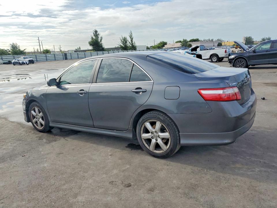 63692606 :رقم المزاد ، 4T1BE46K57U632775 vin ، 2007 Toyota Camry مزاد بيع