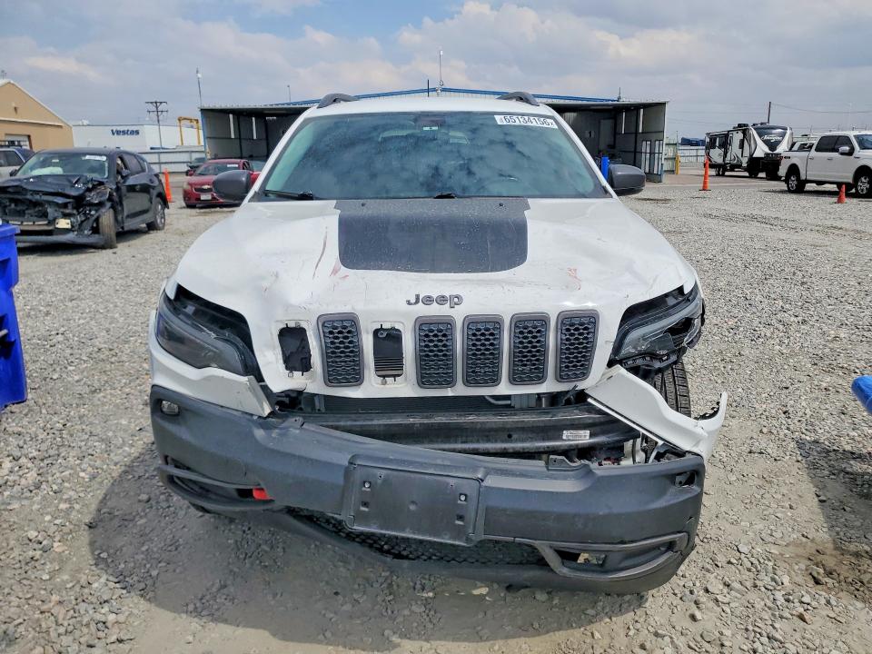 65134156 :رقم المزاد ، 1C4PJMBX3LD578846 vin ، 2020 Jeep Cherokee مزاد بيع