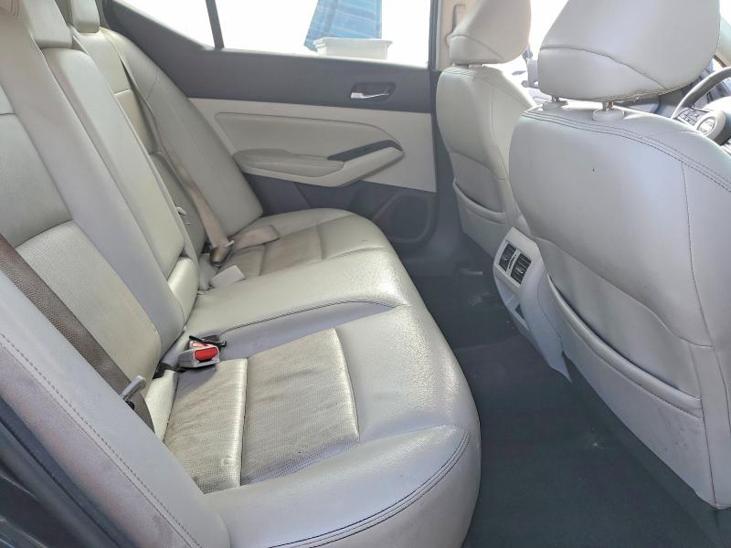 67197916 :رقم المزاد ، 1N4BL4EV4KC129488 vin ، 2019 Nissan Altima مزاد بيع