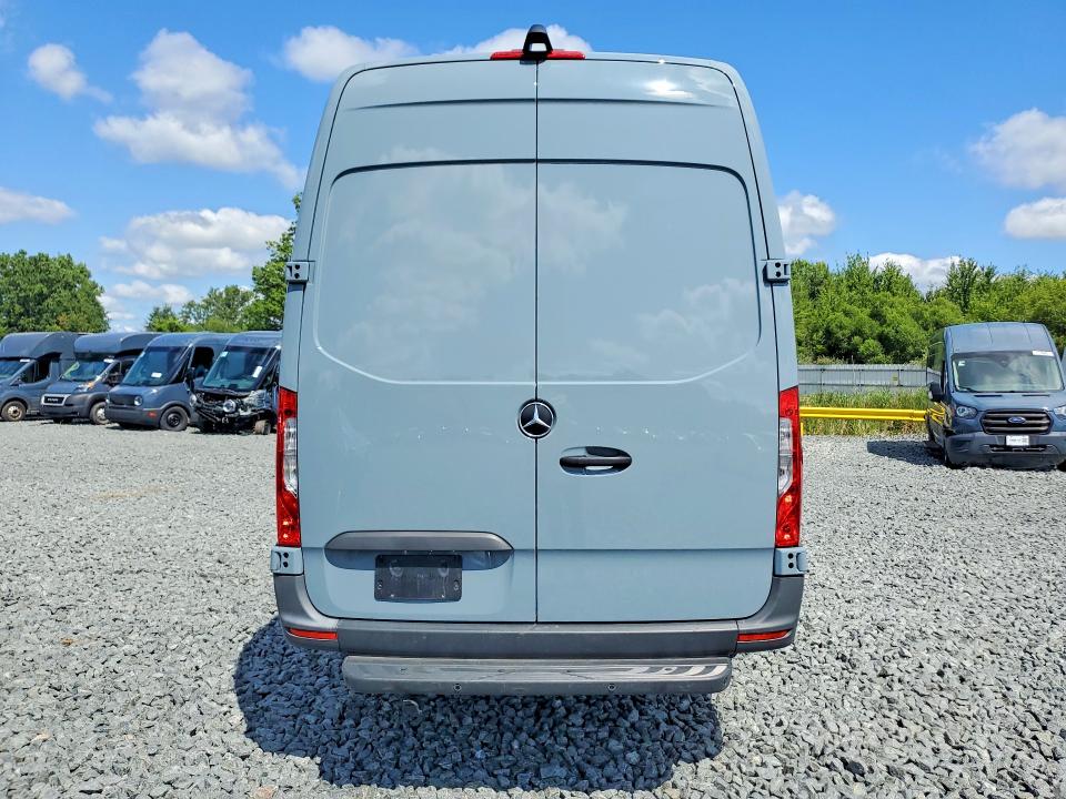 63502116 :رقم المزاد ، W1Y4KCHY1RT182970 vin ، 2024 Mercedes-benz Sprinter مزاد بيع