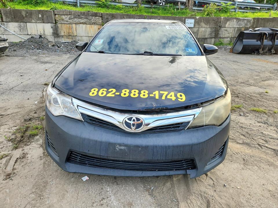 63031266 :رقم المزاد ، 4T1BF1FK6DU284539 vin ، 2013 Toyota Camry مزاد بيع