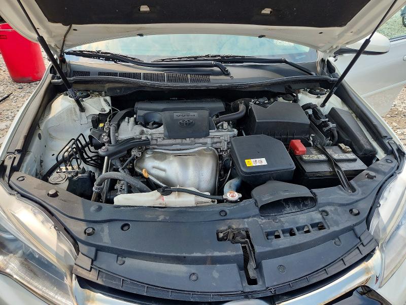 64460196 :رقم المزاد ، 4T1BF1FK2HU359971 vin ، 2017 Toyota Camry مزاد بيع